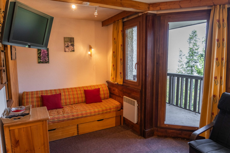 LocationAppartementLesOrres_AgenceDesOrres_B715 LocationAppartementLesOrres_AgenceDesOrres_B715