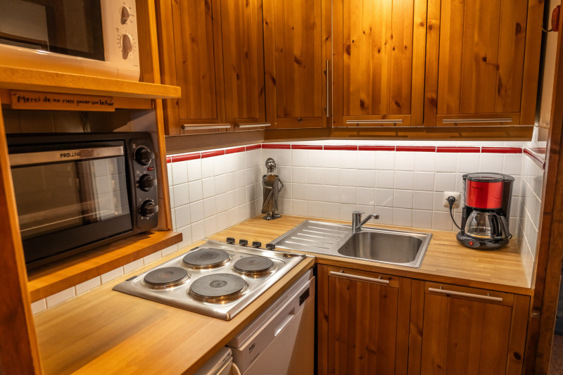 LocationAppartementLesOrres_AgenceDesOrres_B715 LocationAppartementLesOrres_AgenceDesOrres_B715