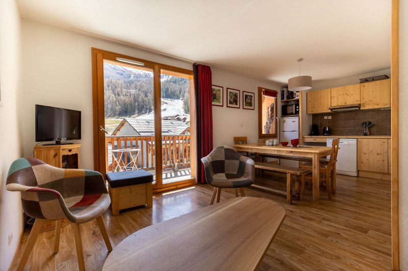 LocationAppartementLesOrres_AgenceDesOrres_BMA302 LocationAppartementLesOrres_AgenceDesOrres_BMA302