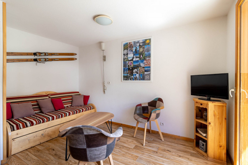 LocationAppartementLesOrres_AgenceDesOrres_BMA302 LocationAppartementLesOrres_AgenceDesOrres_BMA302