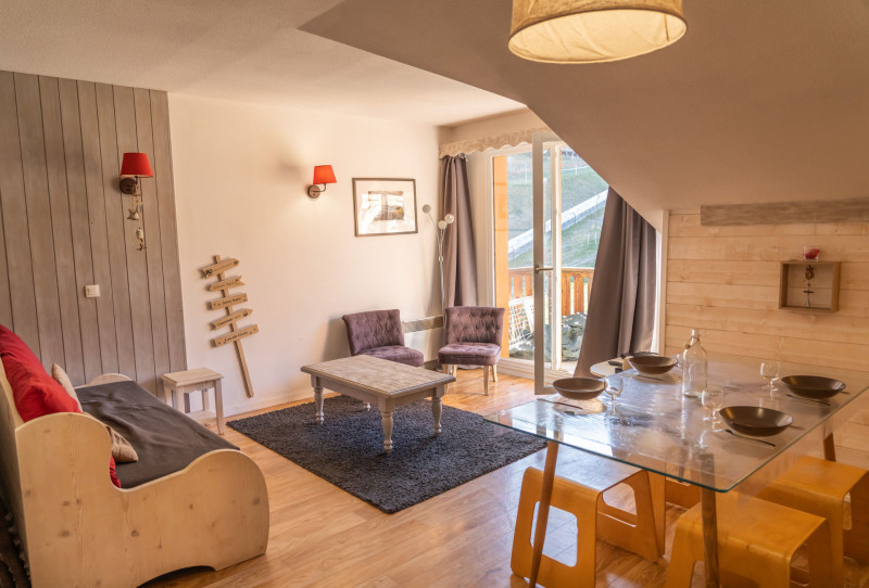 LocationAppartementLesOrres_AgenceDesOrres_MBB404 LocationAppartementLesOrres_AgenceDesOrres_MBB404