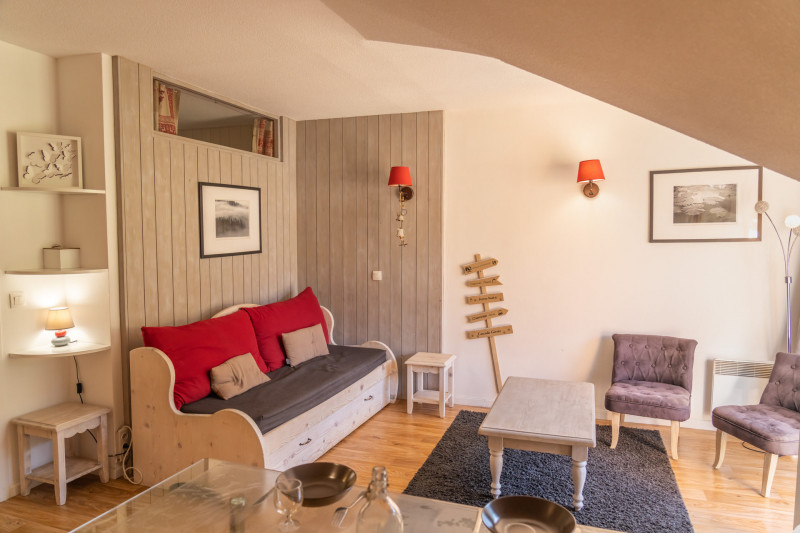 LocationAppartementLesOrres_AgenceDesOrres_MBB404 LocationAppartementLesOrres_AgenceDesOrres_MBB404