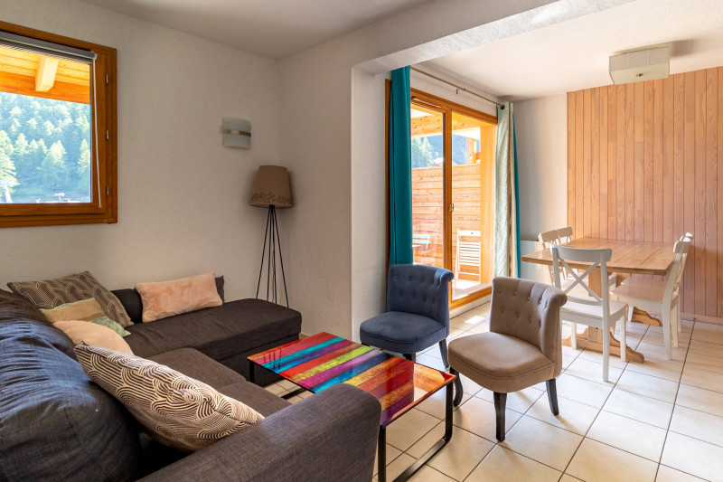 LocationAppartementLesOrres_AgenceDesOrres_BDA502 LocationAppartementLesOrres_AgenceDesOrres_BDA502
