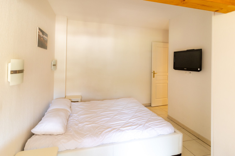 LocationAppartementLesOrres_AgenceDesOrres_BDA502 LocationAppartementLesOrres_AgenceDesOrres_BDA502