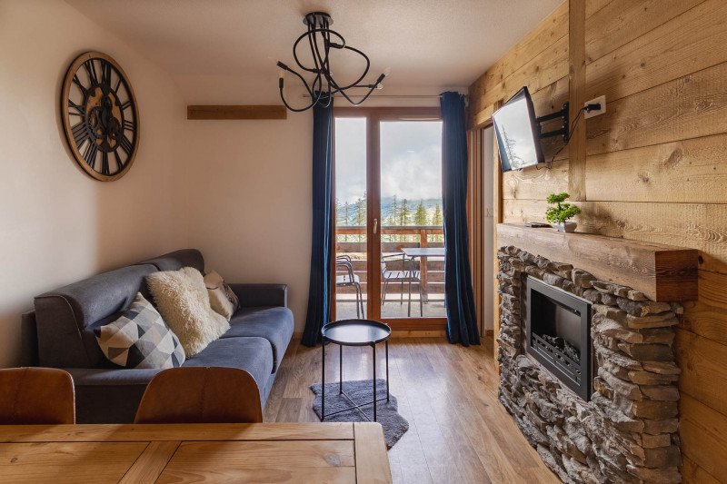 LocationAppartementLesOrres_AgenceDesOrres_MZ2209 LocationAppartementLesOrres_AgenceDesOrres_MZ2209