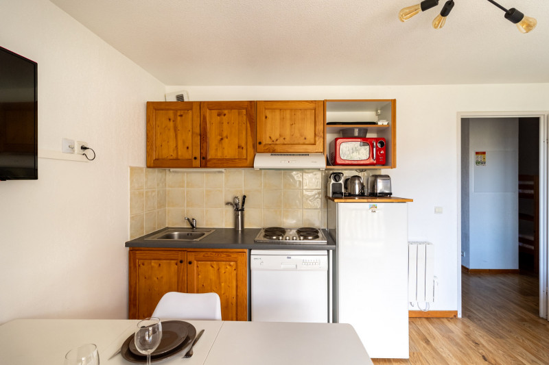 LocationAppartementLesOrres_AgenceDesOrres_BMB003 LocationAppartementLesOrres_AgenceDesOrres_BMB003