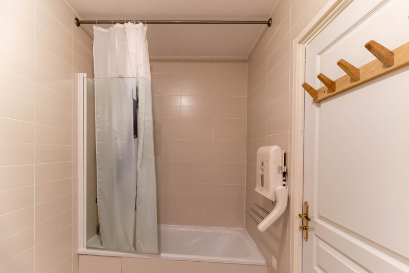 LocationAppartementLesOrres_AgenceDesOrres_BDA516 LocationAppartementLesOrres_AgenceDesOrres_BDA516