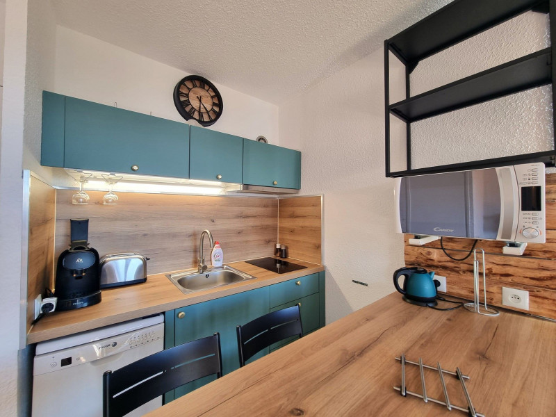 LocationAppartementLesOrres_AgenceDesOrres_CAR710 LocationAppartementLesOrres_AgenceDesOrres_CAR710
