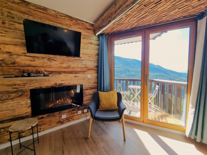 LocationAppartementLesOrres_AgenceDesOrres_CAR710 LocationAppartementLesOrres_AgenceDesOrres_CAR710