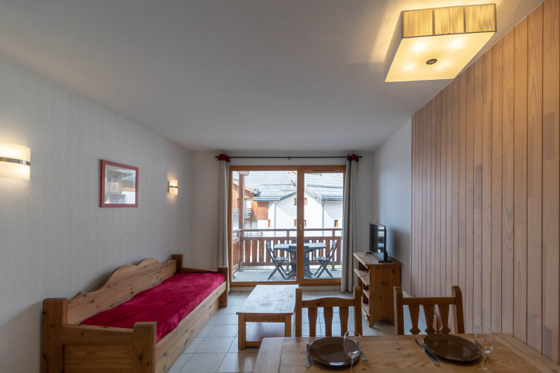 LocationAppartementLesOrres_AgenceDesOrres_BDA208 LocationAppartementLesOrres_AgenceDesOrres_BDA208