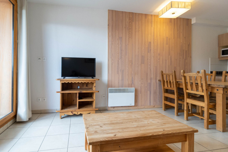 LocationAppartementLesOrres_AgenceDesOrres_BDA208 LocationAppartementLesOrres_AgenceDesOrres_BDA208