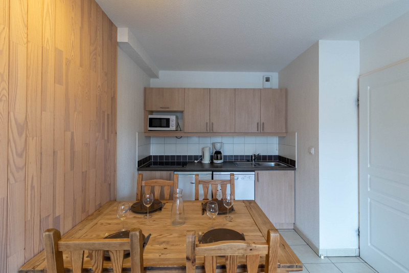 LocationAppartementLesOrres_AgenceDesOrres_BDA208 LocationAppartementLesOrres_AgenceDesOrres_BDA208