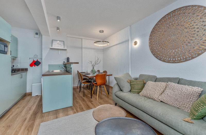 LocationAppartementLesOrres_AgenceDesOrres_BDA407 LocationAppartementLesOrres_AgenceDesOrres_BDA407