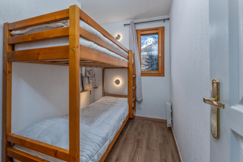 LocationAppartementLesOrres_AgenceDesOrres_BDA407 LocationAppartementLesOrres_AgenceDesOrres_BDA407
