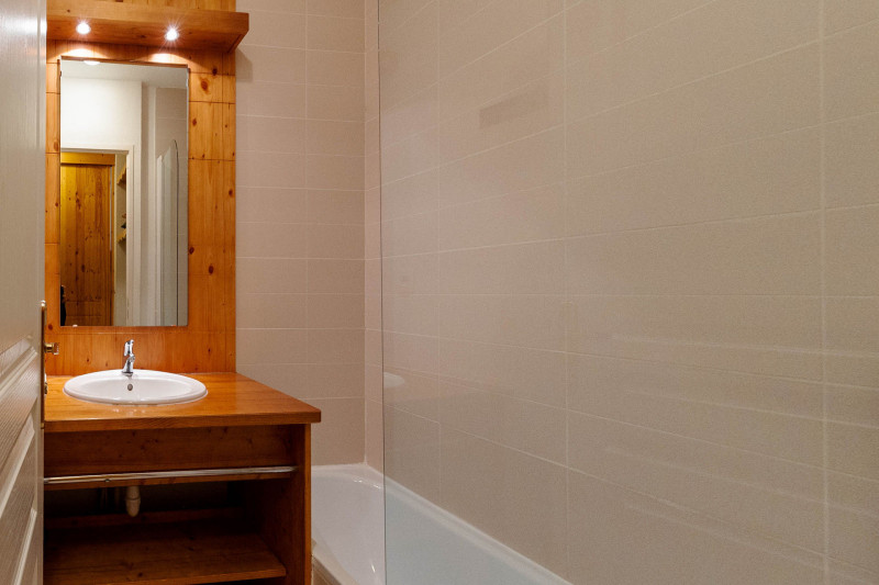 LocationAppartementLesOrres_AgenceDesOrres_BDA309 LocationAppartementLesOrres_AgenceDesOrres_BDA309