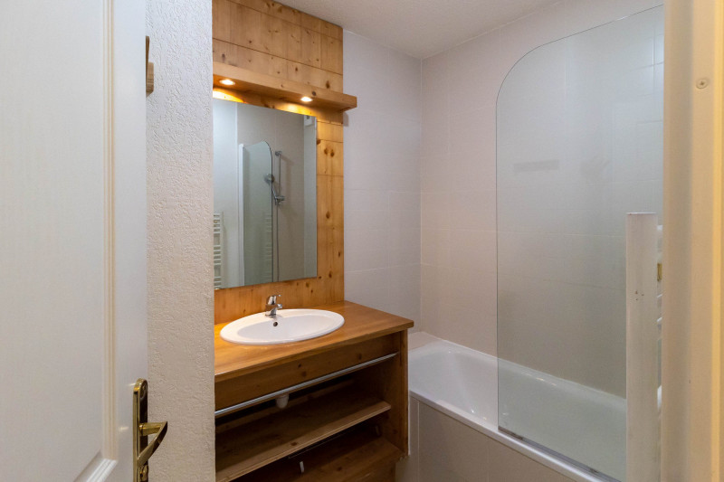 LocationAppartementLesOrres_AgenceDesOrres_BDA307 LocationAppartementLesOrres_AgenceDesOrres_BDA307