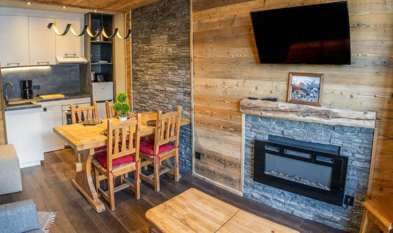 LocationAppartementLesOrres_AgenceDesOrres_BDA701 LocationAppartementLesOrres_AgenceDesOrres_BDA701