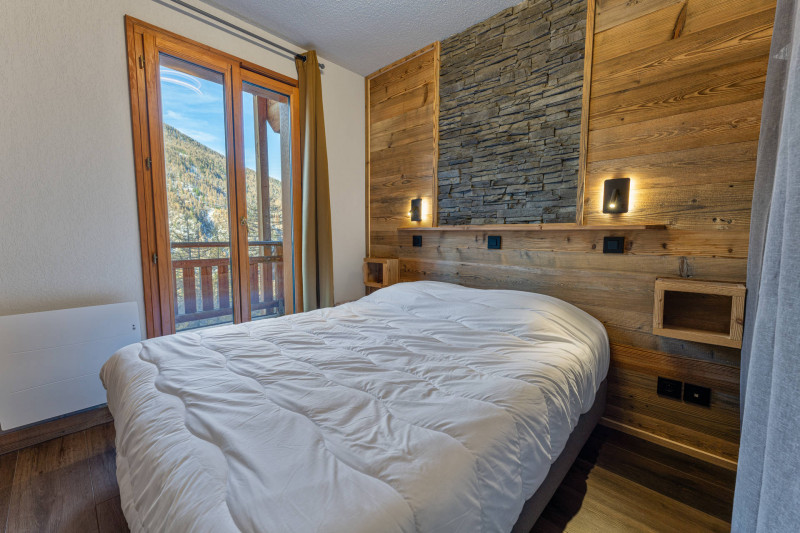 LocationAppartementLesOrres_AgenceDesOrres_BDA701 LocationAppartementLesOrres_AgenceDesOrres_BDA701