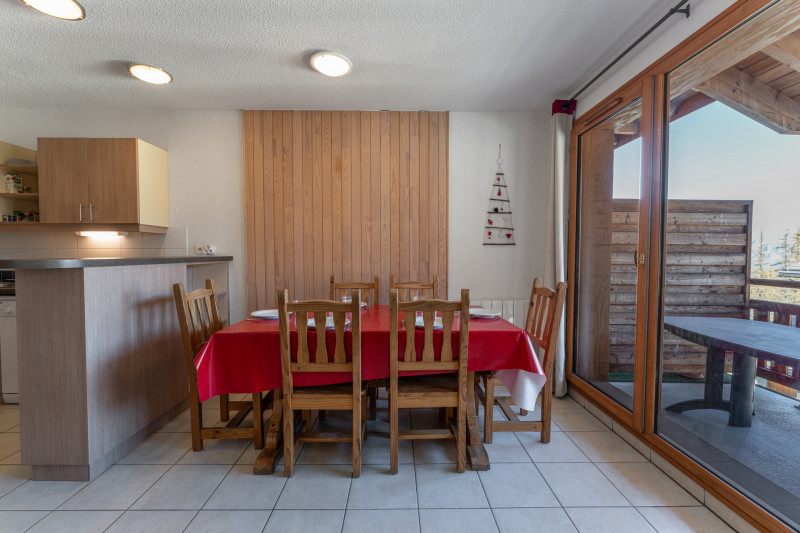 LocationAppartementLesOrres_AgenceDesOrres_BDA310 LocationAppartementLesOrres_AgenceDesOrres_BDA310