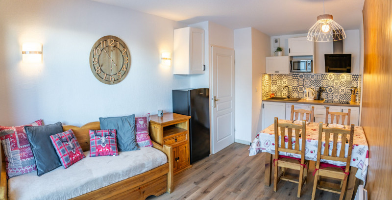 LocationAppartementLesOrres_AgenceDesOrres_BDA106 LocationAppartementLesOrres_AgenceDesOrres_BDA106