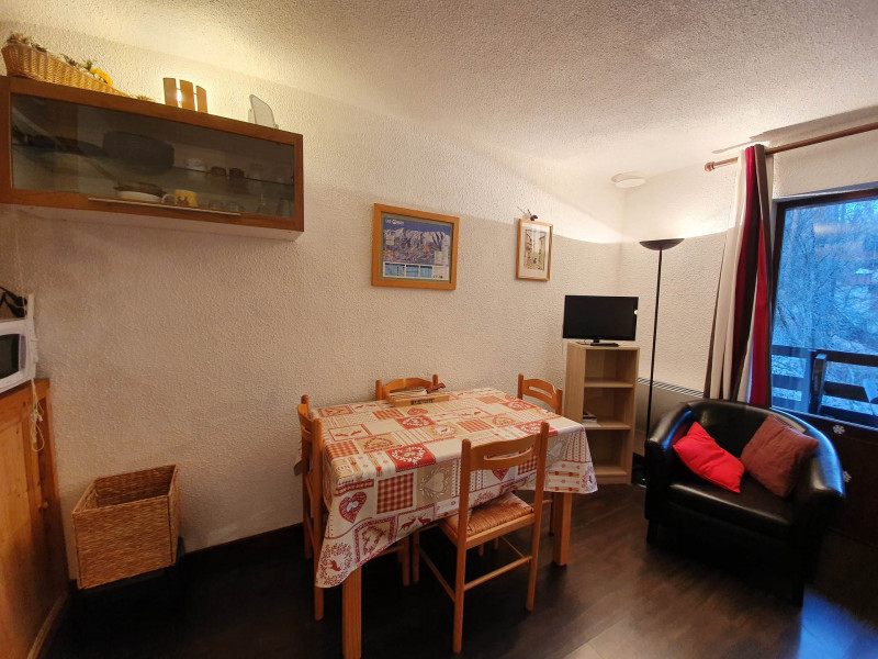 LocationAppartementLesOrres_AgenceDesOrres_CRO203 LocationAppartementLesOrres_AgenceDesOrres_CRO203
