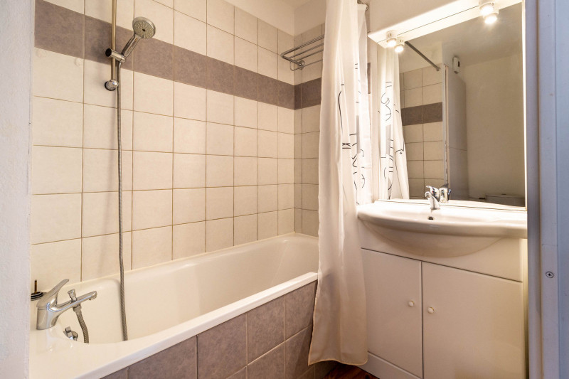 LocationAppartementLesOrres_AgenceDesOrres_BMD103 LocationAppartementLesOrres_AgenceDesOrres_BMD103