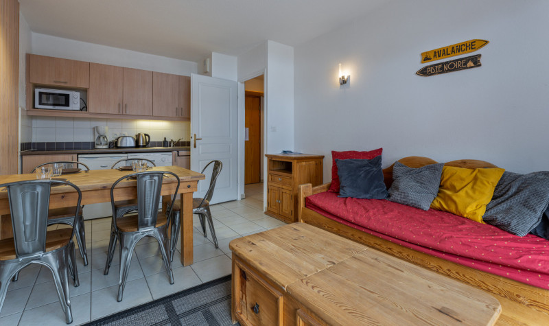 LocationAppartementLesOrres_AgenceDesOrres_BDA422 LocationAppartementLesOrres_AgenceDesOrres_BDA422
