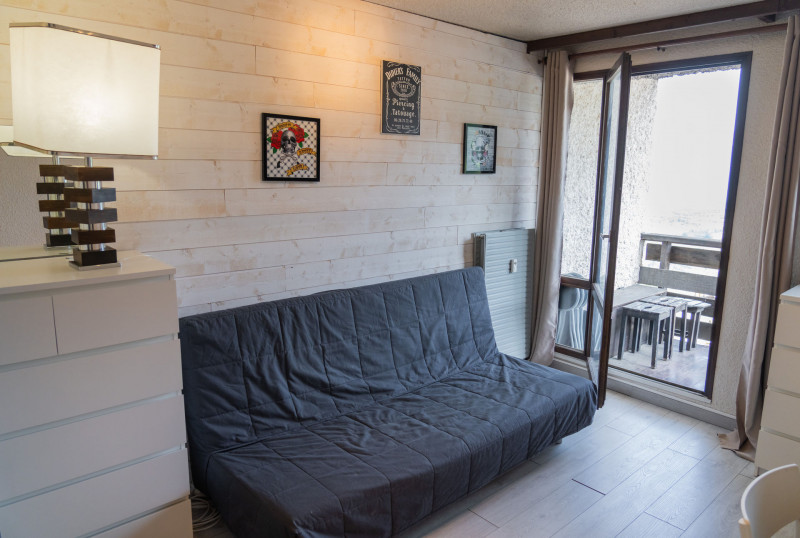 LocationAppartementLesOrres_AgenceDesOrres_BOU505 LocationAppartementLesOrres_AgenceDesOrres_BOU505