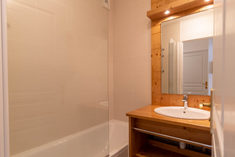 LocationAppartementLesOrres_AgenceDesOrres_BDA612 LocationAppartementLesOrres_AgenceDesOrres_BDA612