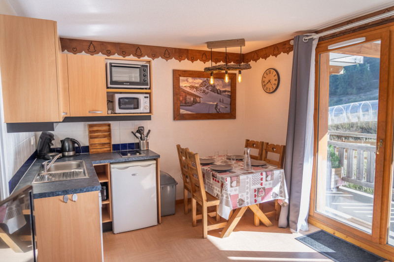 LocationAppartementLesOrres_AgenceDesOrres_PDA122 LocationAppartementLesOrres_AgenceDesOrres_PDA122