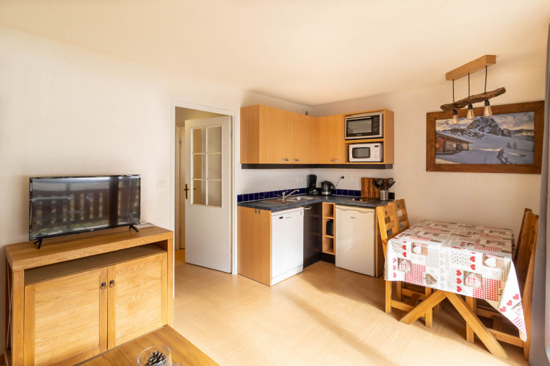 LocationAppartementLesOrres_AgenceDesOrres_PDA122 LocationAppartementLesOrres_AgenceDesOrres_PDA122
