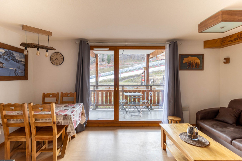 LocationAppartementLesOrres_AgenceDesOrres_PDA122 LocationAppartementLesOrres_AgenceDesOrres_PDA122