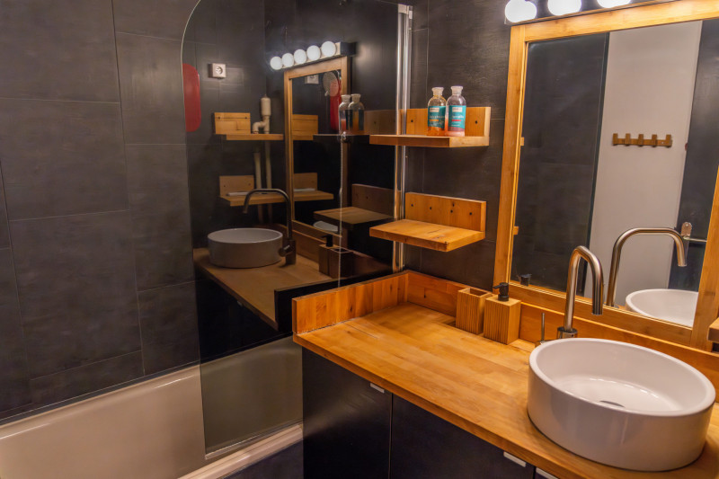 LocationAppartementLesOrres_AgenceDesOrres_BLE706 LocationAppartementLesOrres_AgenceDesOrres_BLE706