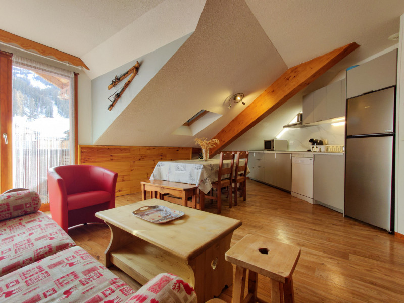 LocationAppartementLesOrres_AgenceDesOrres_MZ1304 LocationAppartementLesOrres_AgenceDesOrres_MZ1304