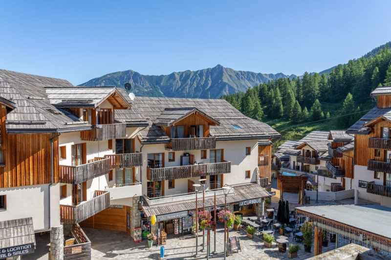 LocationAppartementLesOrres_AgenceDesOrres_MBA302 LocationAppartementLesOrres_AgenceDesOrres_MBA302