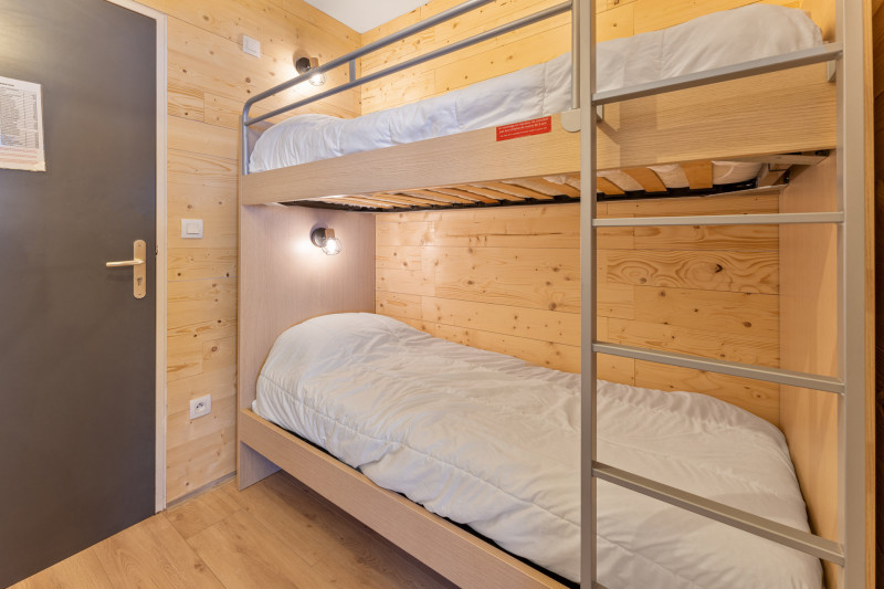 LocationAppartementLesOrres_AgenceDesOrres_TSO1006 LocationAppartementLesOrres_AgenceDesOrres_TSO1006