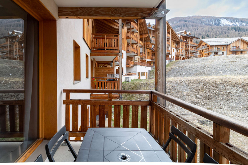 LocationAppartementLesOrres_AgenceDesOrres_BDA205 LocationAppartementLesOrres_AgenceDesOrres_BDA205