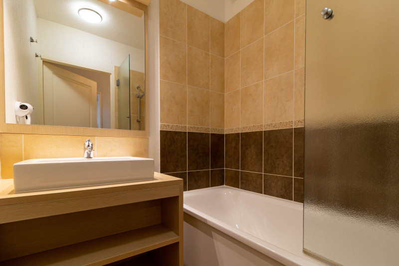 LocationAppartementLesOrres_AgenceDesOrres_TSO1015 LocationAppartementLesOrres_AgenceDesOrres_TSO1015