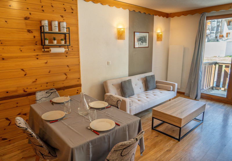 LocationAppartementLesOrres_AgenceDesOrres_MZ2221 LocationAppartementLesOrres_AgenceDesOrres_MZ2221