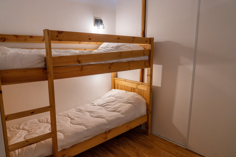 LocationAppartementLesOrres_AgenceDesOrres_MZ2221 LocationAppartementLesOrres_AgenceDesOrres_MZ2221