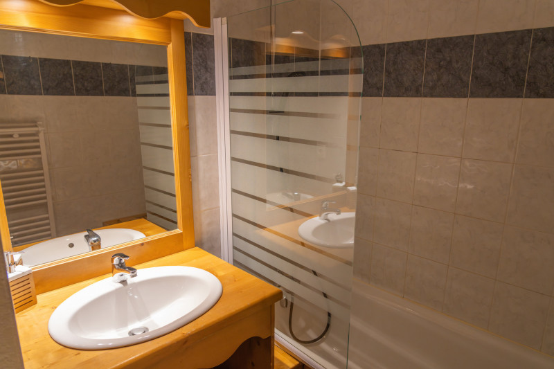 LocationAppartementLesOrres_AgenceDesOrres_MZ2221 LocationAppartementLesOrres_AgenceDesOrres_MZ2221
