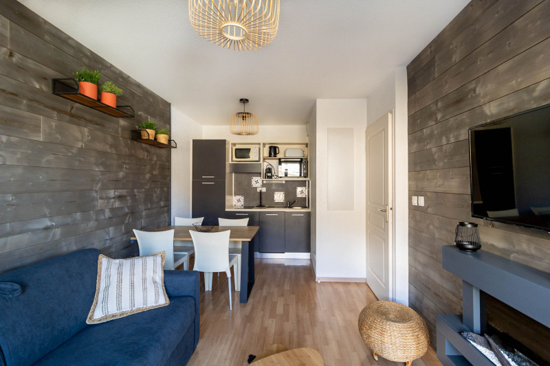 LocationAppartementLesOrres_AgenceDesOrres_TSO3001 LocationAppartementLesOrres_AgenceDesOrres_TSO3001
