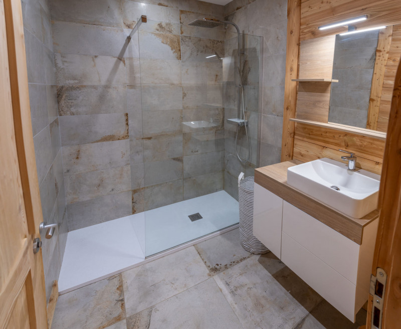 LocationAppartementLesOrres_AgenceDesOrres_CHAPRA3 LocationAppartementLesOrres_AgenceDesOrres_CHAPRA3