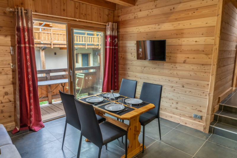 LocationAppartementLesOrres_AgenceDesOrres_CHAPRA4 LocationAppartementLesOrres_AgenceDesOrres_CHAPRA4