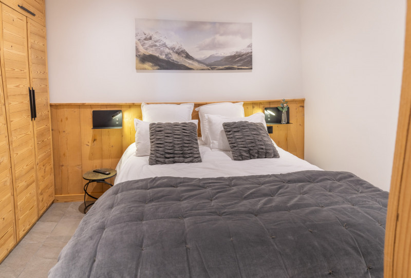 LocationAppartementLesOrres_AgenceDesOrres_CHALOU1 LocationAppartementLesOrres_AgenceDesOrres_CHALOU1