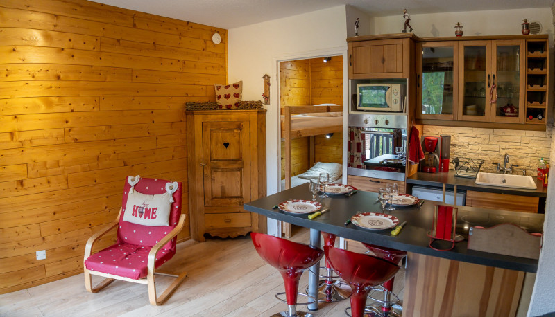 LocationAppartementLesOrres_AgenceDesOrres_ECR606 LocationAppartementLesOrres_AgenceDesOrres_ECR606