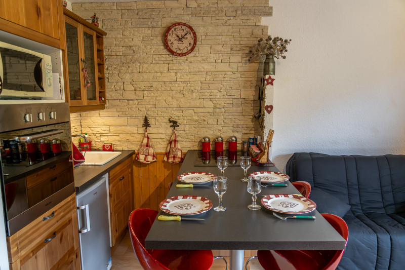 LocationAppartementLesOrres_AgenceDesOrres_ECR606 LocationAppartementLesOrres_AgenceDesOrres_ECR606