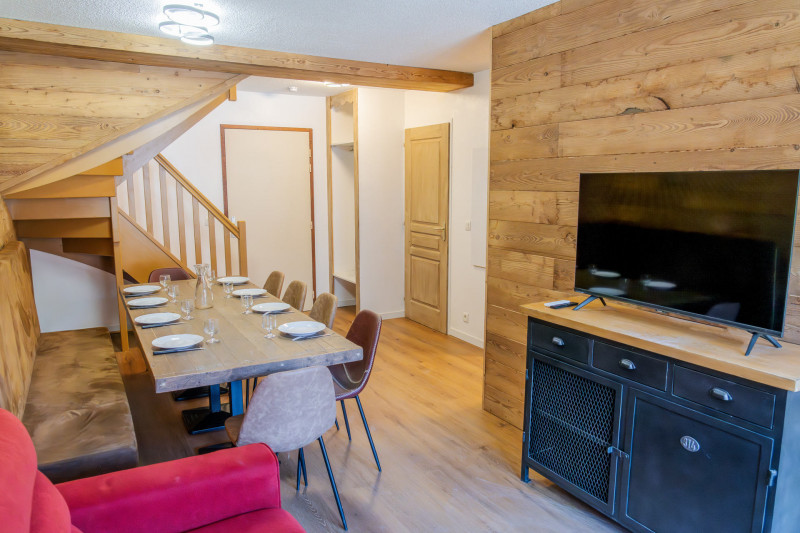 LocationVacancesLesOrres_AgenceDesOrres_MZ2313 LocationVacancesLesOrres_AgenceDesOrres_MZ2313