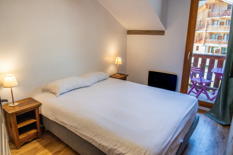 LocationVacancesLesOrres_AgenceDesOrres_MZ2313 LocationVacancesLesOrres_AgenceDesOrres_MZ2313