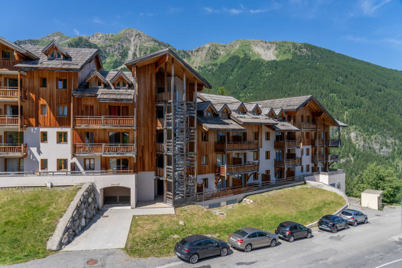 LocationVacancesLesOrres_AgenceDesOrres_MZ2313 LocationVacancesLesOrres_AgenceDesOrres_MZ2313